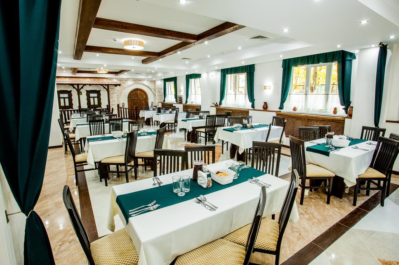 Institutul Muncii Hotel Kiszyniów Zewnętrze zdjęcie