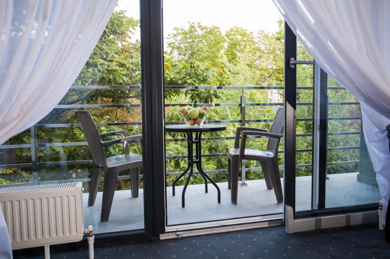 Institutul Muncii Hotel Kiszyniów Zewnętrze zdjęcie