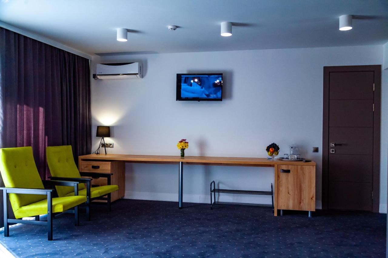 Institutul Muncii Hotel Kiszyniów Zewnętrze zdjęcie