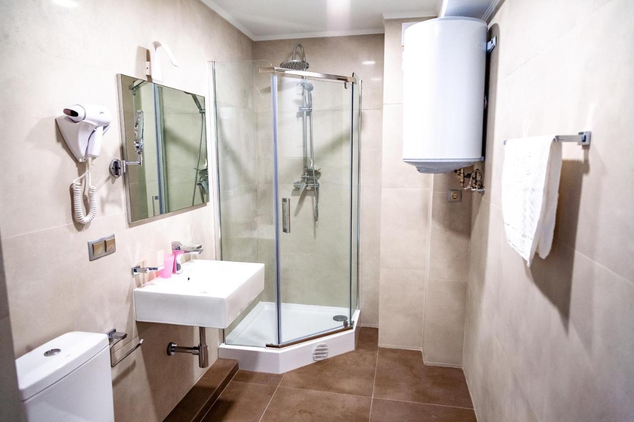 Institutul Muncii Hotel Kiszyniów Zewnętrze zdjęcie