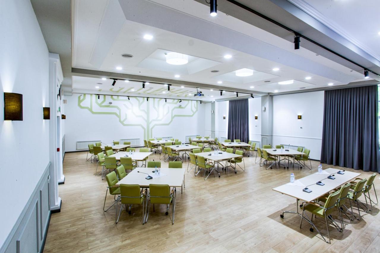 Institutul Muncii Hotel Kiszyniów Zewnętrze zdjęcie