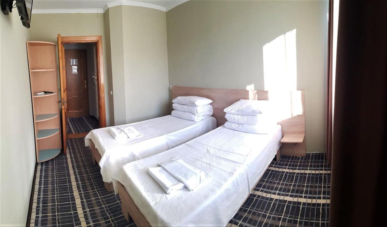 Institutul Muncii Hotel Kiszyniów Zewnętrze zdjęcie
