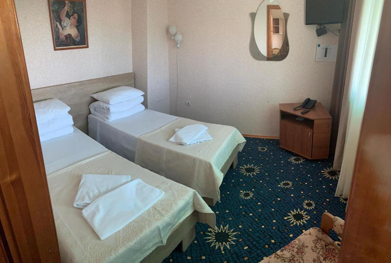 Institutul Muncii Hotel Kiszyniów Zewnętrze zdjęcie